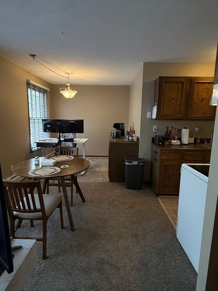 928 Westbrooke Way #5 - Photo 7 of 21