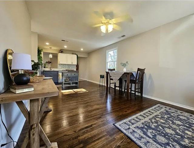 105 Mayme Ct - Photo 3 of 11