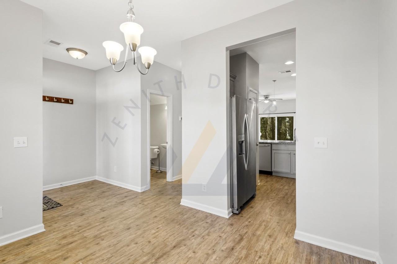 206 Plumgrass Way - Photo 6 of 11