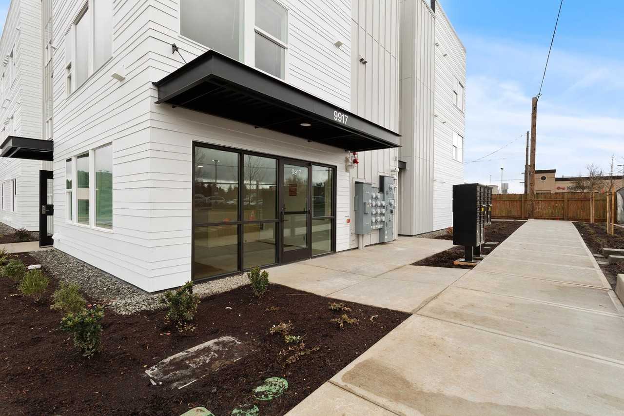 NW 99 (Brand New Construction) - Photo 3 of 5