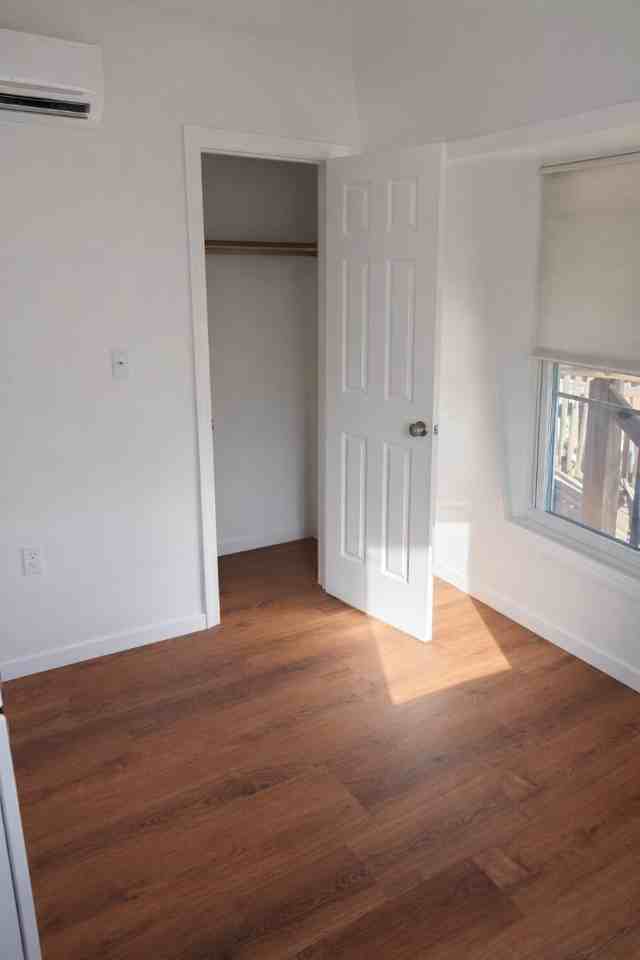 111 Millbury St - Photo 6 of 9
