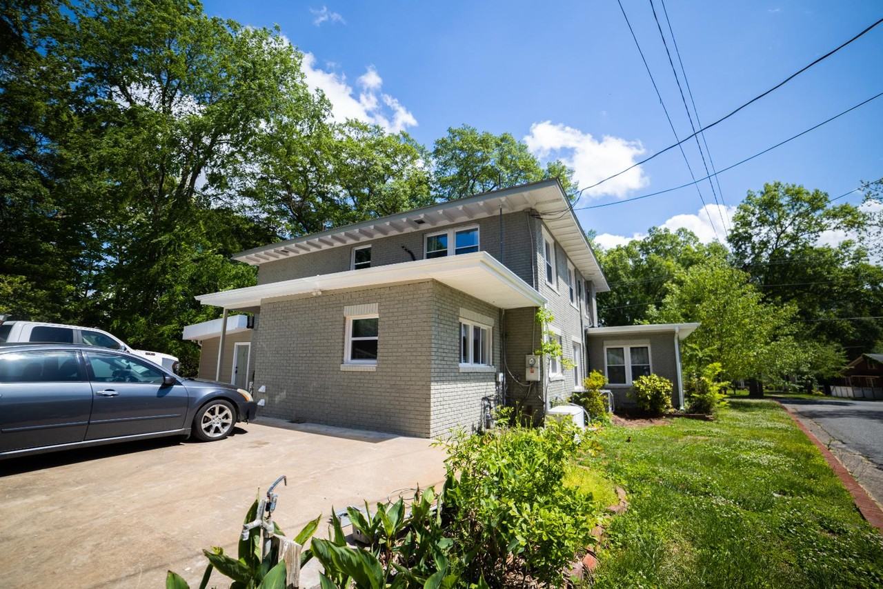 MARION - Photo 2 of 9