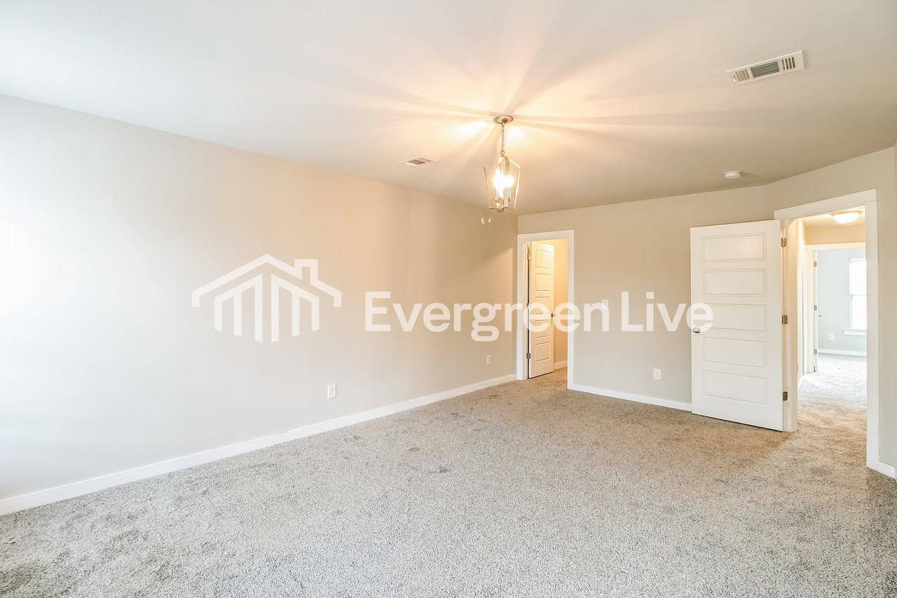 10966 Woodland Dr - Photo 6 of 15