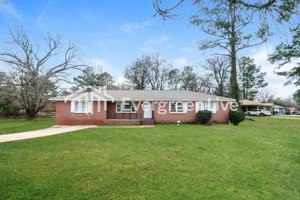 featured image of 20 Bellview Dr