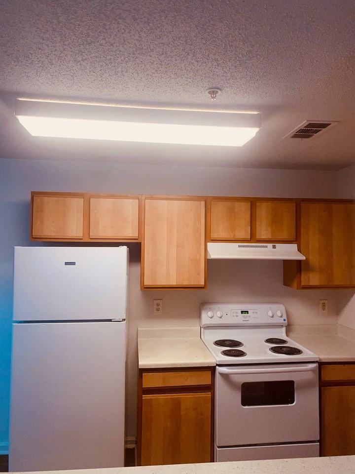 Clarksville Heights - Photo 6 of 17