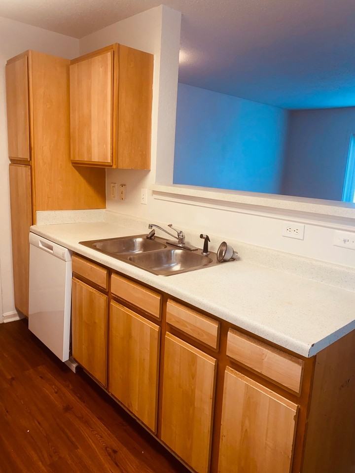 Clarksville Heights - Photo 7 of 17