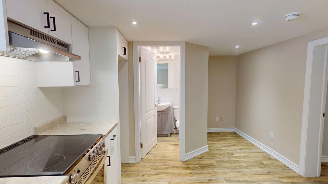 LAWRENCE AVE W & WESTON RD - Photo 4 of 16