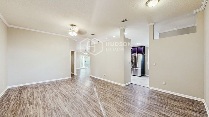 15744 Canoe Creek Dr - Photo 5 of 34