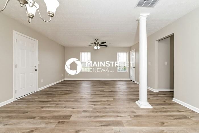 3080 Tussahaw Xing - Photo 3 of 17