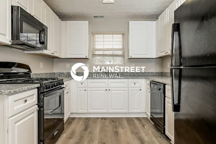 3080 Tussahaw Xing - Photo 5 of 17