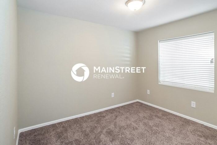 5030 Beechvale Dr - Photo 2 of 15