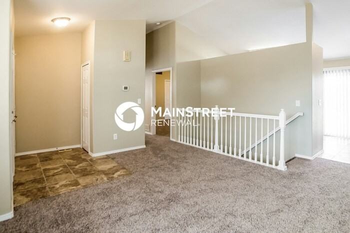 5030 Beechvale Dr - Photo 4 of 15