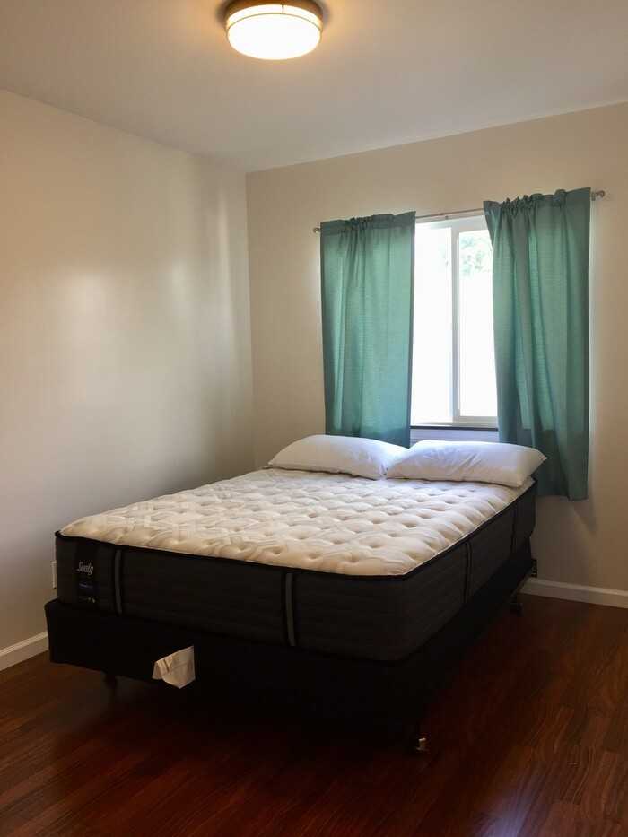 99-50 Nalopaka Pl - Photo 6 of 8