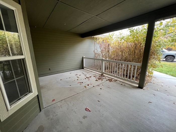 8249 W Falling Star St - Photo 3 of 31