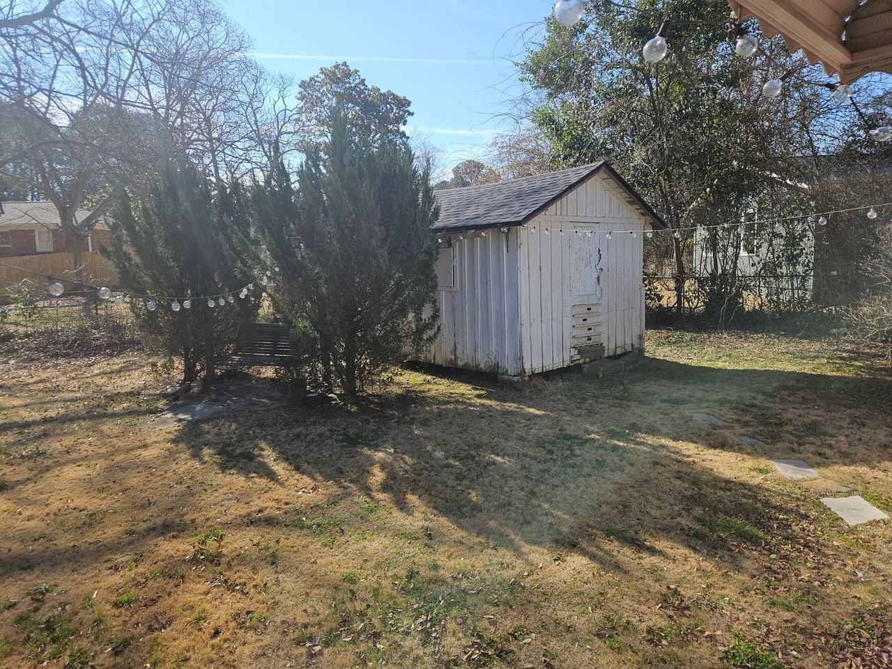 520 Floyd Dr Se - Photo 7 of 10