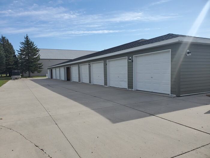 3011 S 17th St #208 - Photo 4 of 15