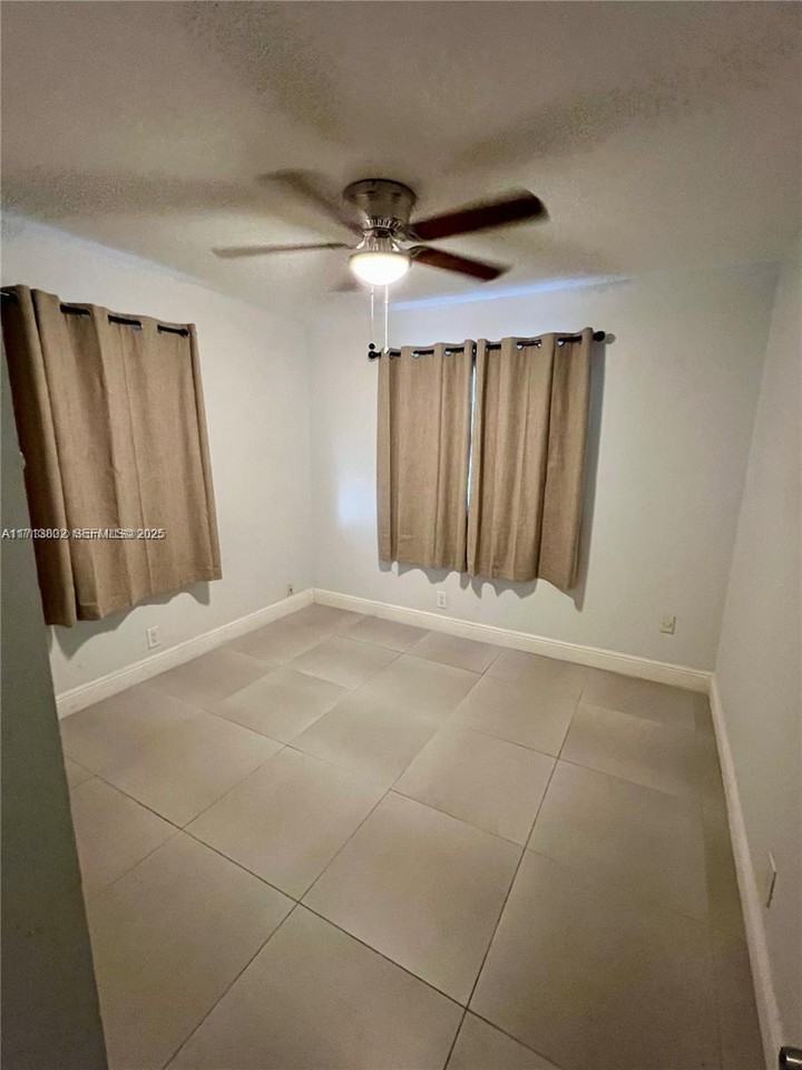 6612 Southwest 41st Street - Photo 4 of 14