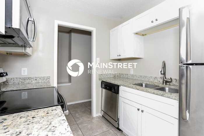 2704 Hardy Pl - Photo 6 of 16