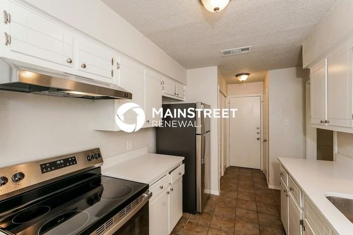 2654 Hartford Ln - Photo 7 of 16