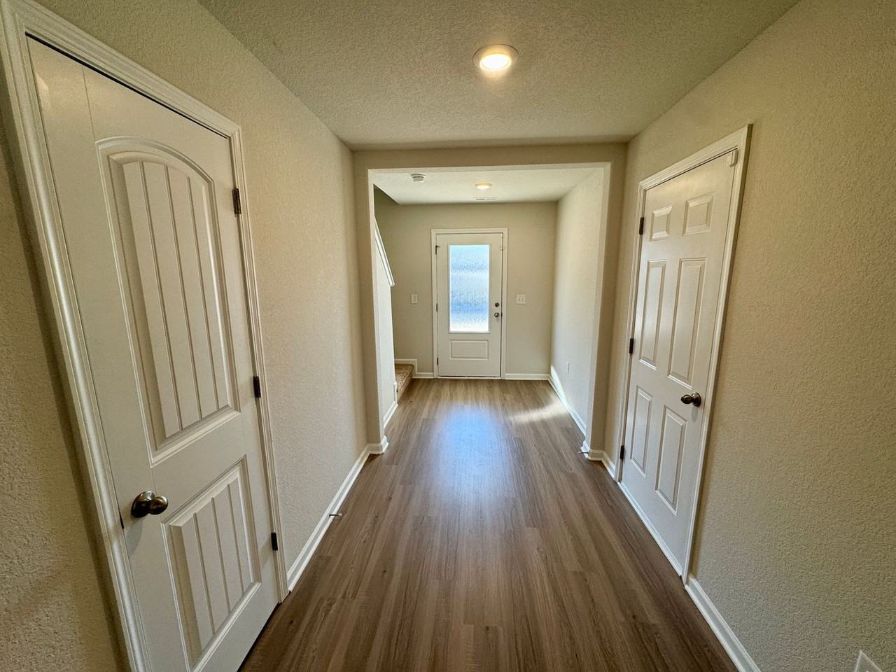 8429 Deerwood Rd - Photo 3 of 24