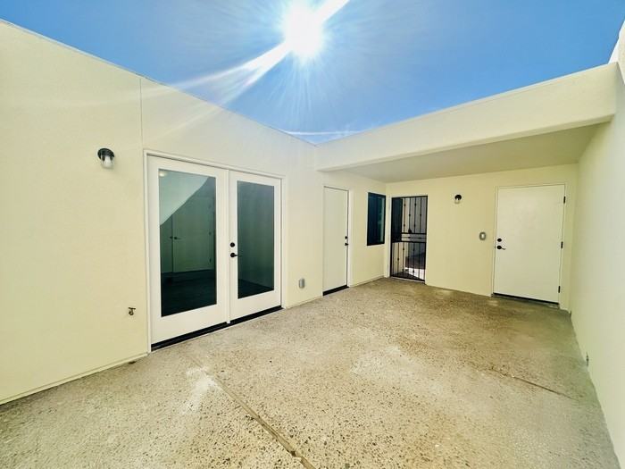 1337 W Pennington St - Photo 6 of 9