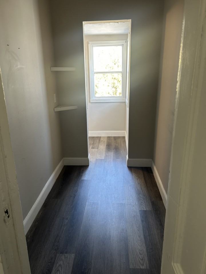 666 Metropolitan Ave #3