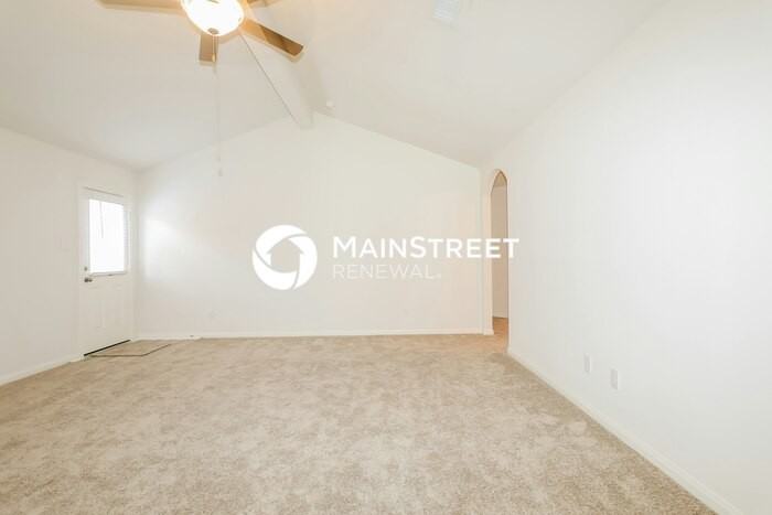 21154 Titian Dr - Photo 3 of 16