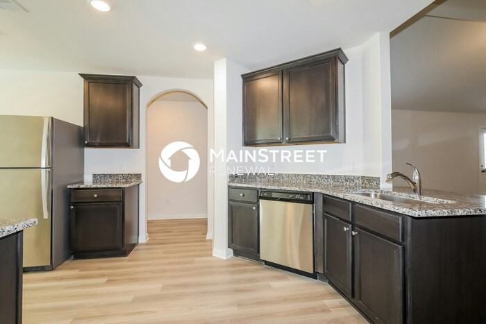 21154 Titian Dr - Photo 7 of 16