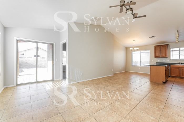 13155 E Mineta Ridge Dr - Photo 4 of 16