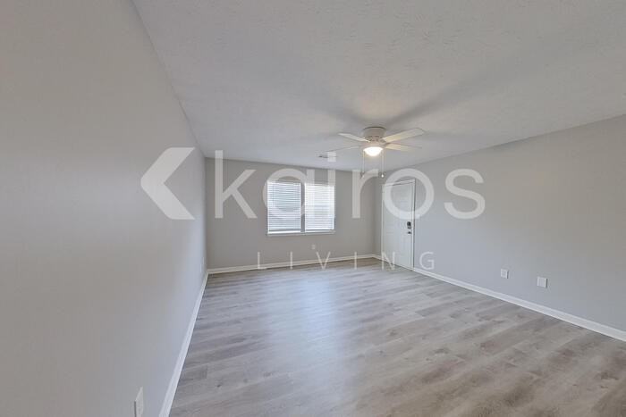 225 Big Oak Cir - Photo 4 of 26