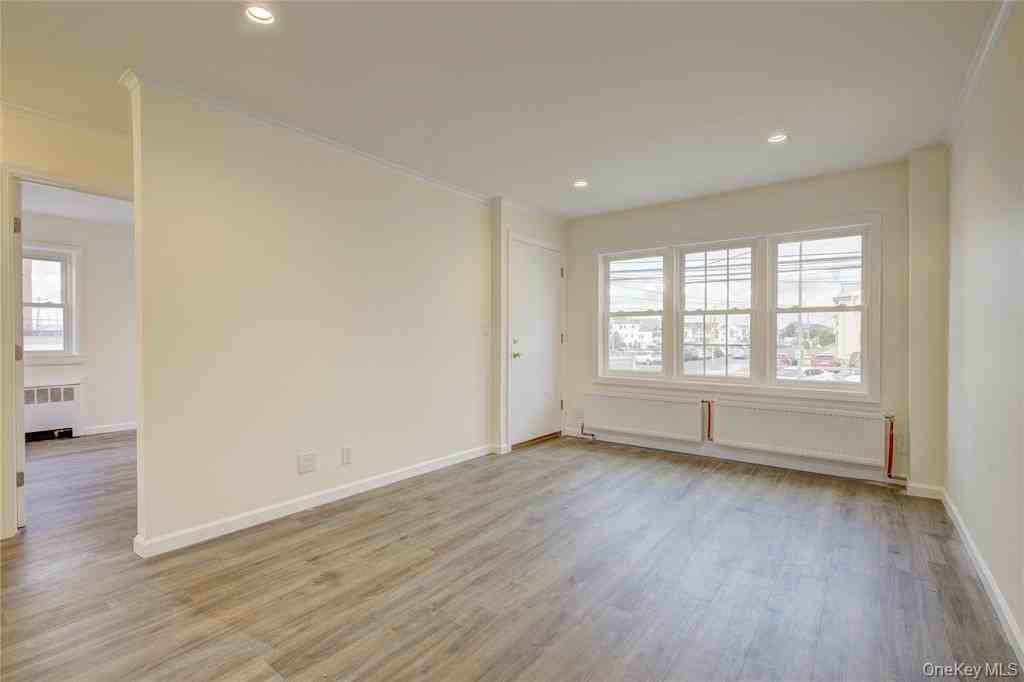 670 West Broadway - Photo 4 of 14