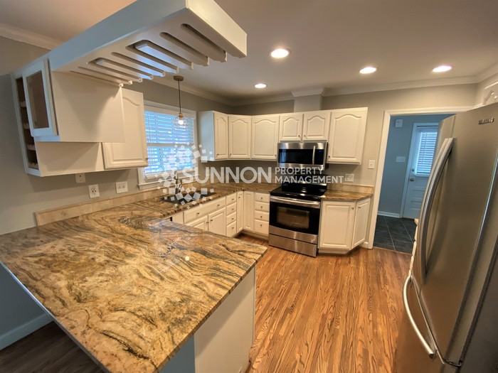 5301 Londonderry Rd - Photo 3 of 22