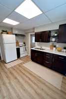 featured image of 820 W 4th St