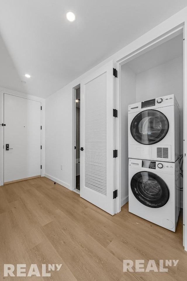 Dean St #724 - Photo 3 of 15