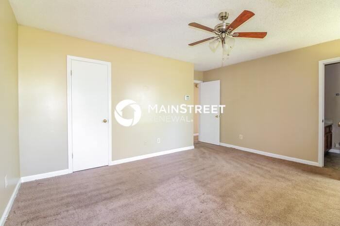 4439 Crump Rd - Photo 5 of 16