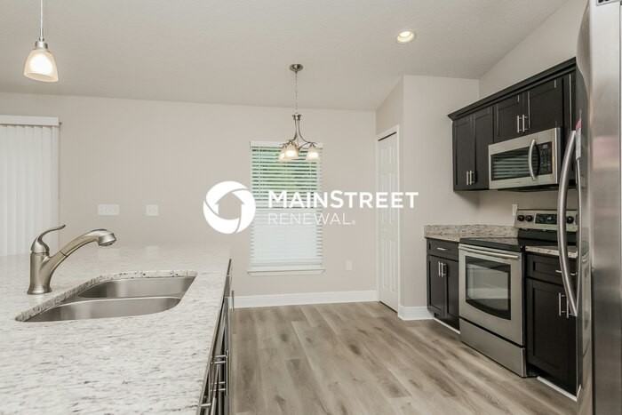 463 Columbia Ct - Photo 7 of 16