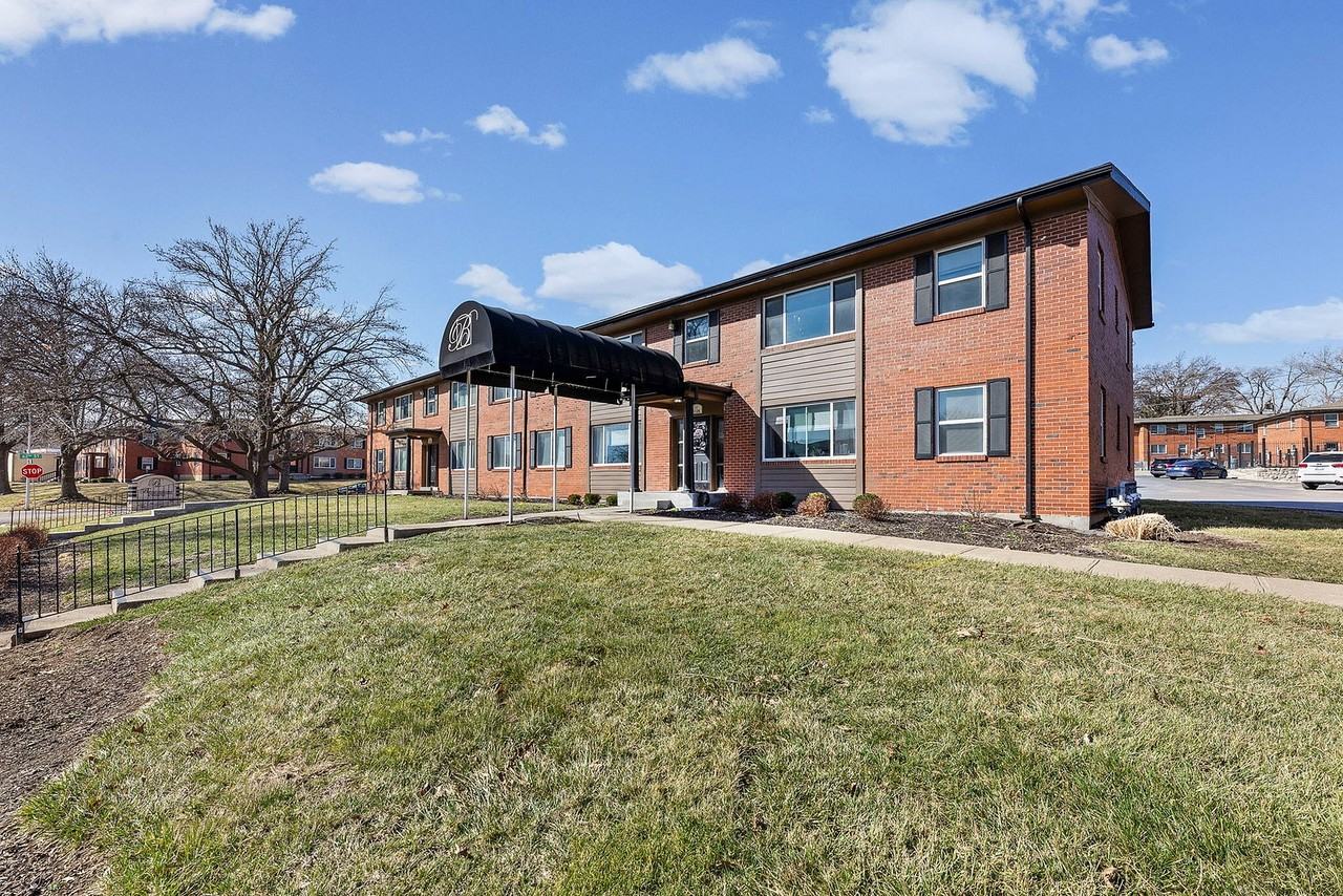 Brownstone Apartments - Photo 2 of 31