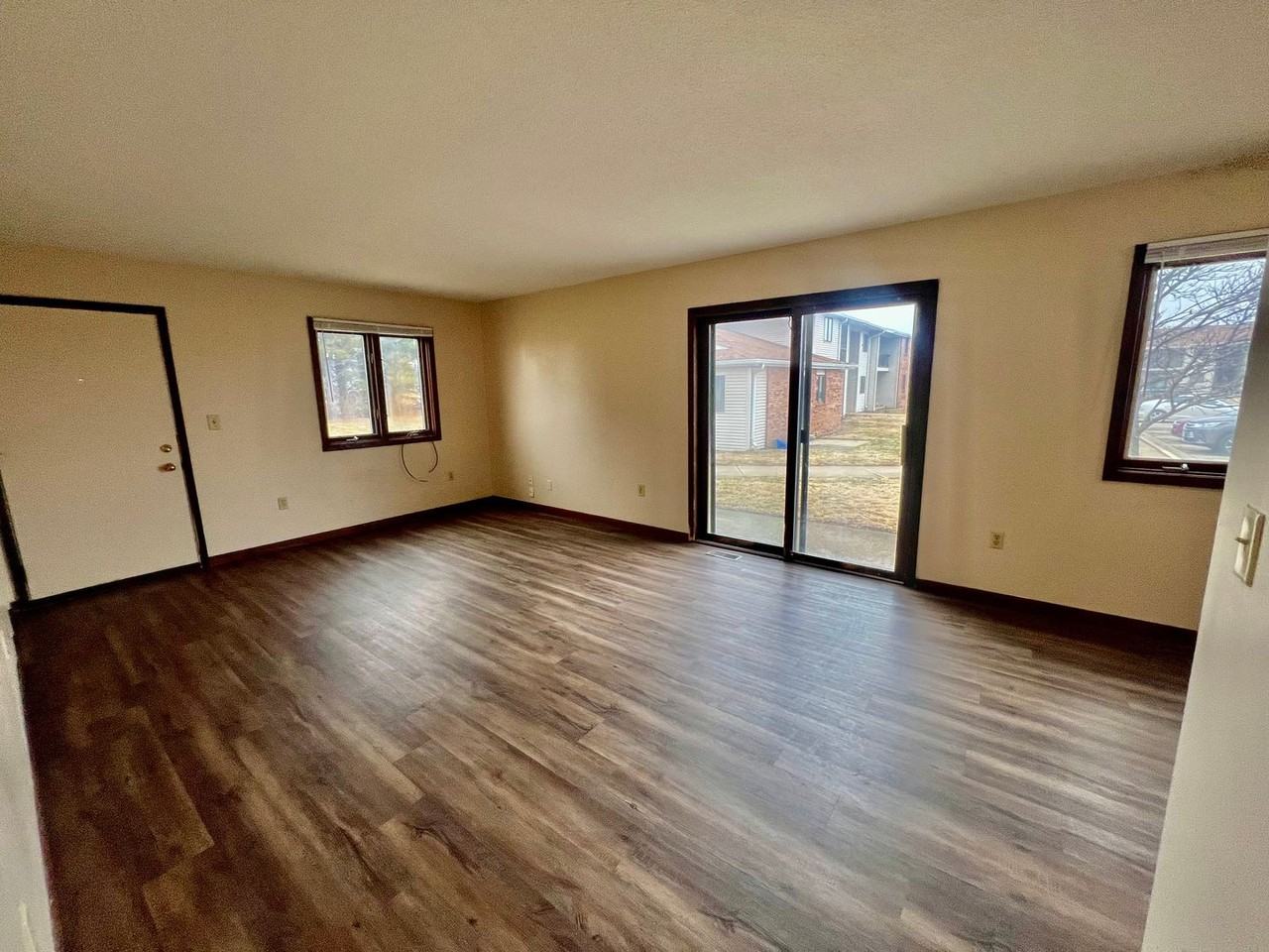 Thompson Apartments - Photo 2 of 33