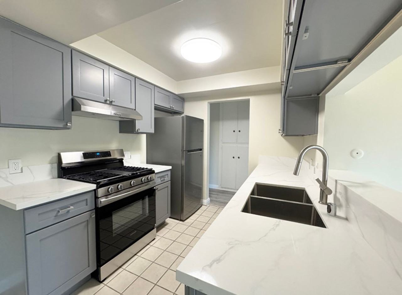 128Chap - Photo 5 of 28