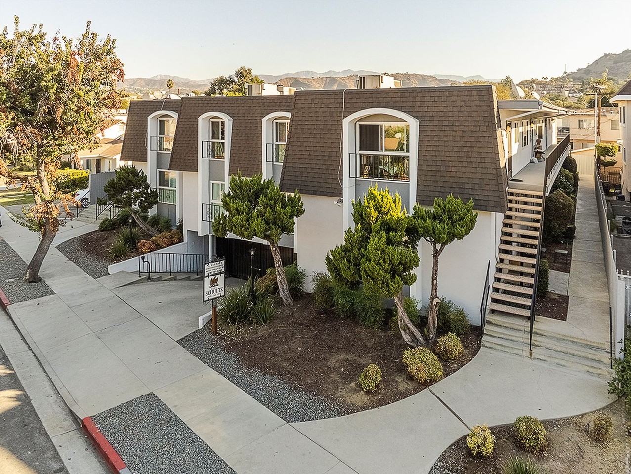 fis840 - Photo 2 of 12