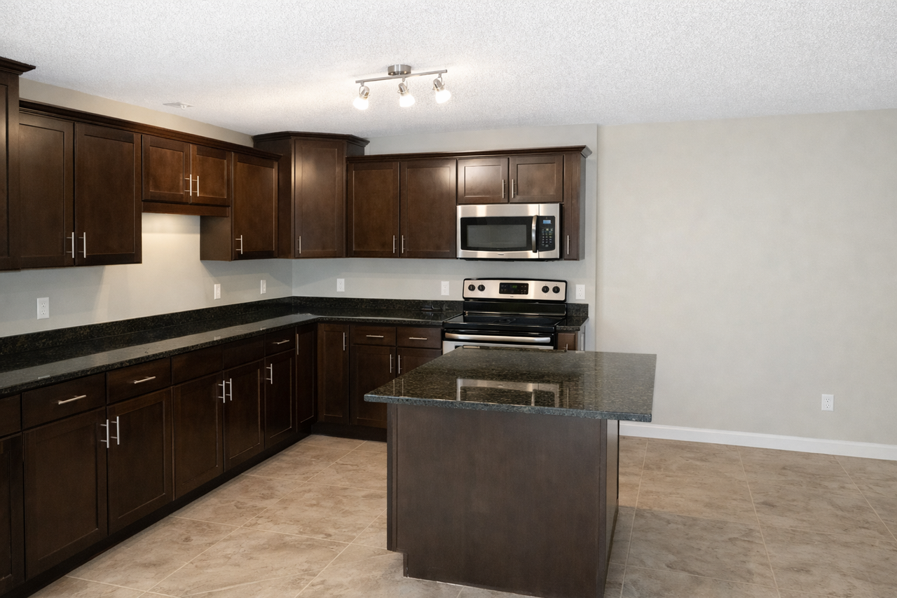 Eagle Crossing - Photo 2 of 36