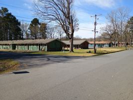 featured image of 1001 Quince Hill Rd