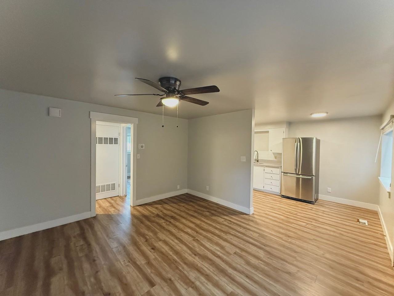 177 E Helm Ave #B - Photo 6 of 14