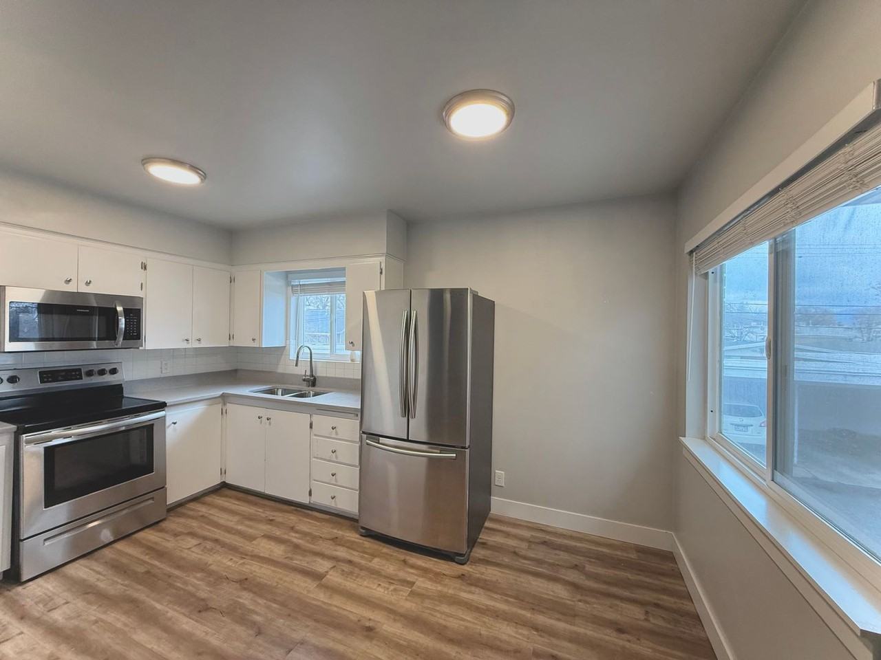 179 E Helm Ave #A - Photo 4 of 16