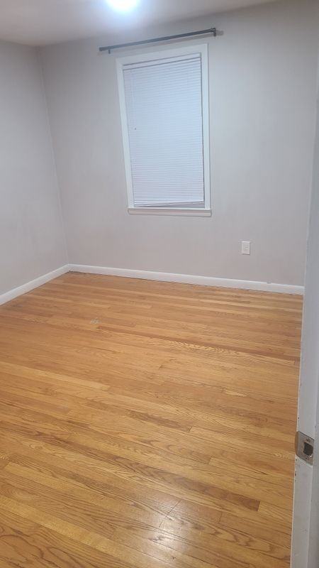 71 Park Ave - Photo 5 of 14