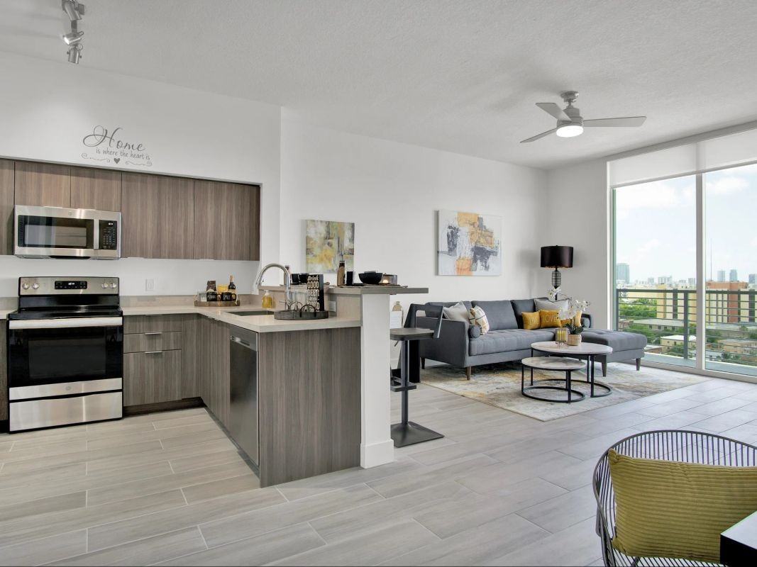 1000 Nw 7th St - Photo 2 of 22