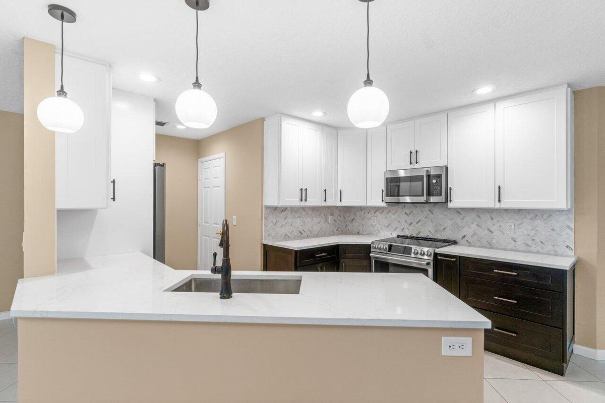 23458 Torre Cir - Photo 3 of 20