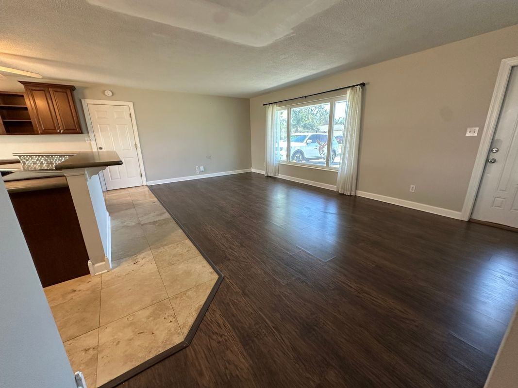 6439 Georgia Ave - Photo 4 of 20