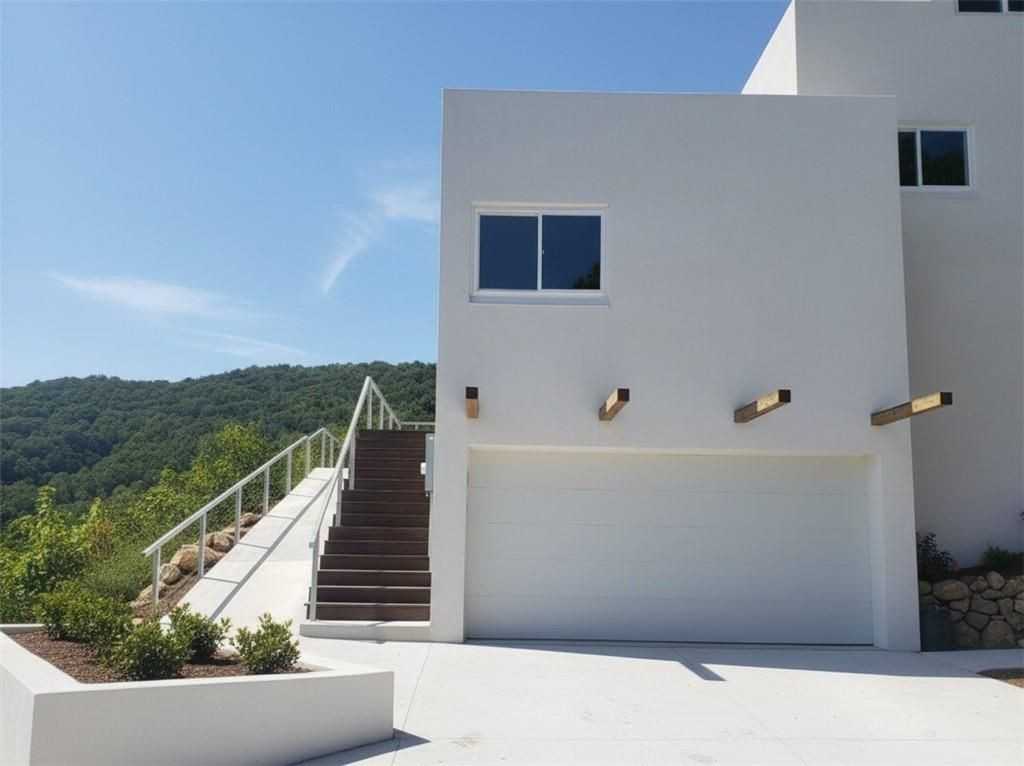 966 Wauka Ridge Rd - Photo 2 of 16