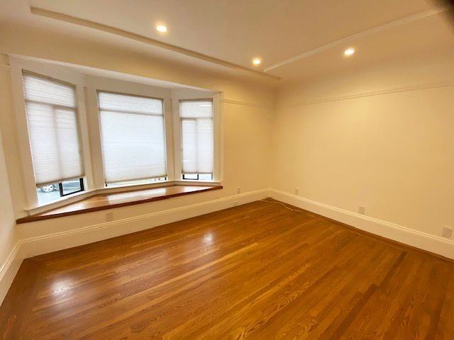 2385 18th Ave - Photo 4 of 27